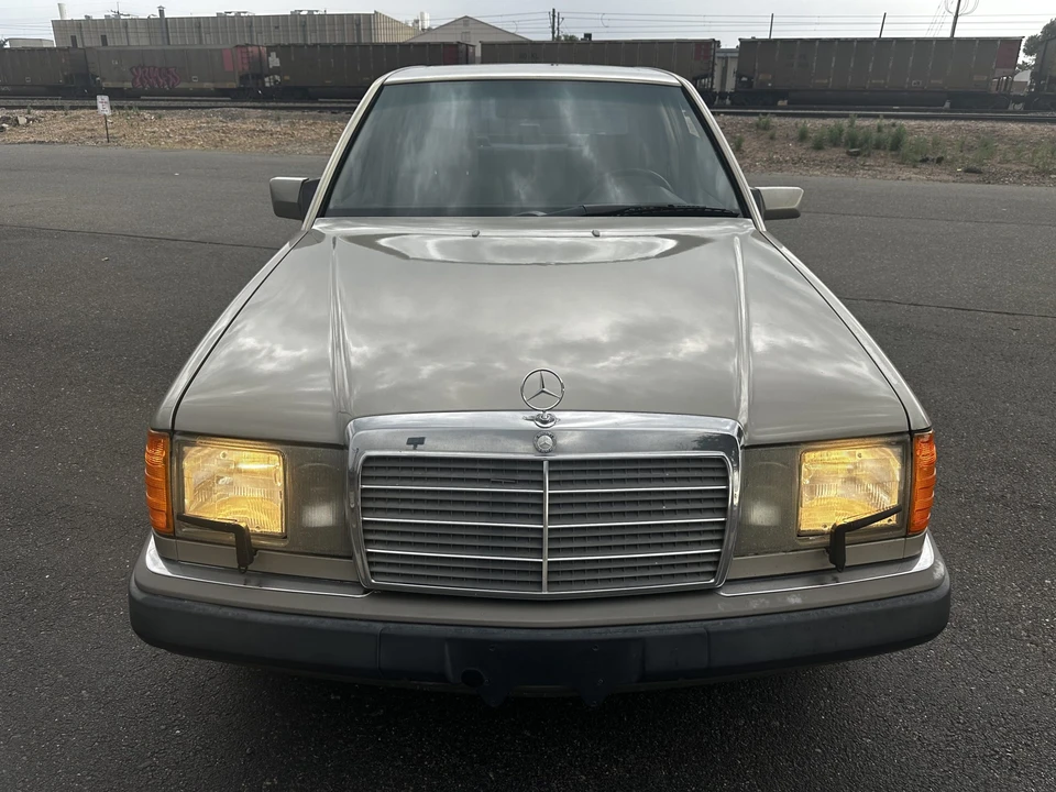 1991 Mercedes-Benz W124 E-Class - Image 14 of 31