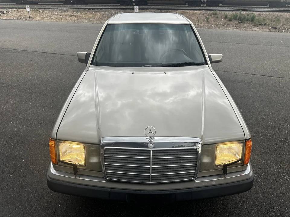 1991 Mercedes-Benz W124 E-Class - Image 15 of 31
