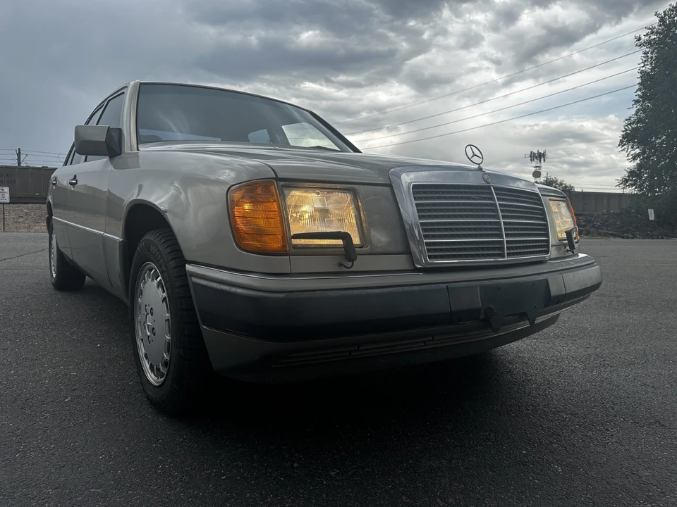 1991 Mercedes-Benz W124 E-Class - Image 8 of 31