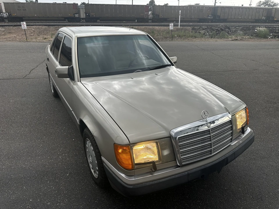 1991 Mercedes-Benz W124 E-Class - Image 4 of 31