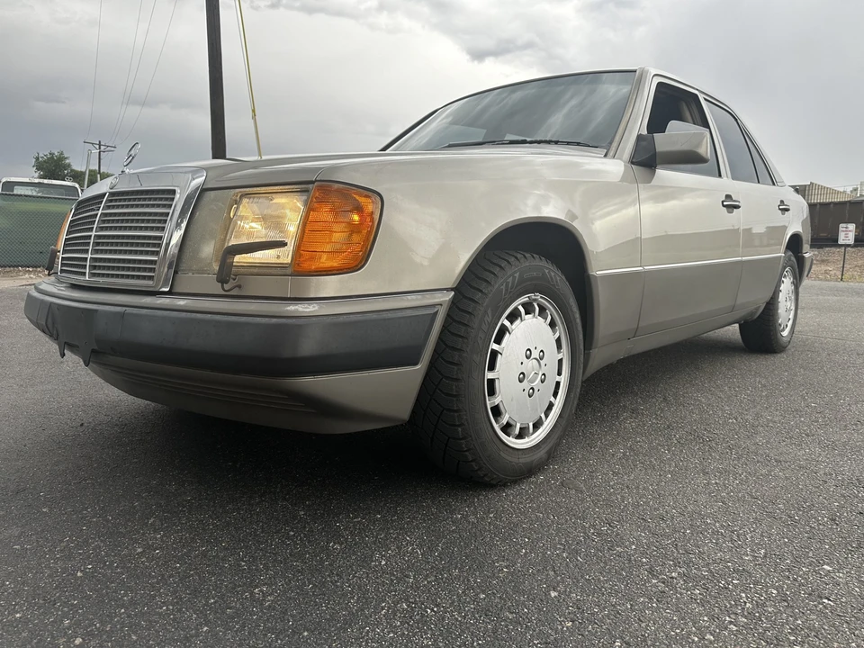 1991 Mercedes-Benz W124 E-Class - Image 20 of 31