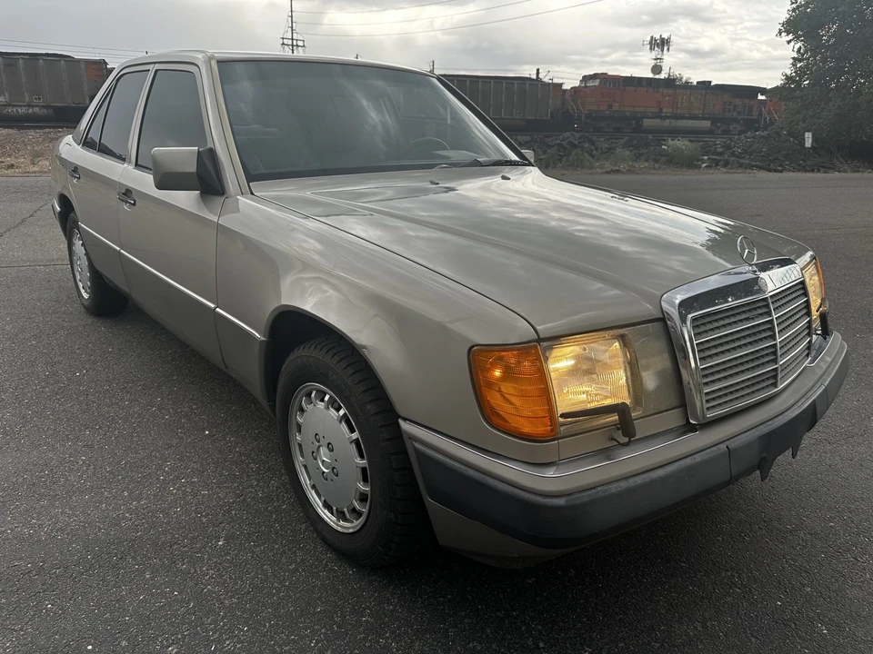 1991 Mercedes-Benz W124 E-Class - Image 5 of 31