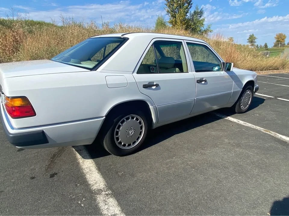 1991 Mercedes-Benz W124 E-Class - Image 5 of 5
