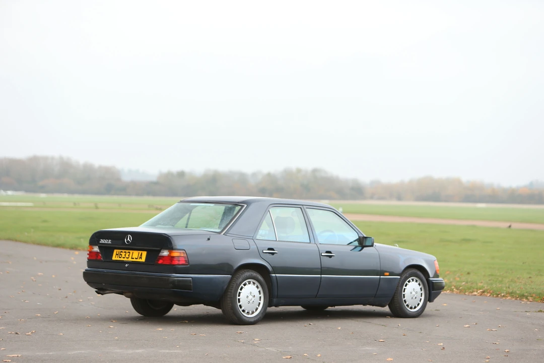 1991 Mercedes-Benz W124 E-Class - Image 9 of 9