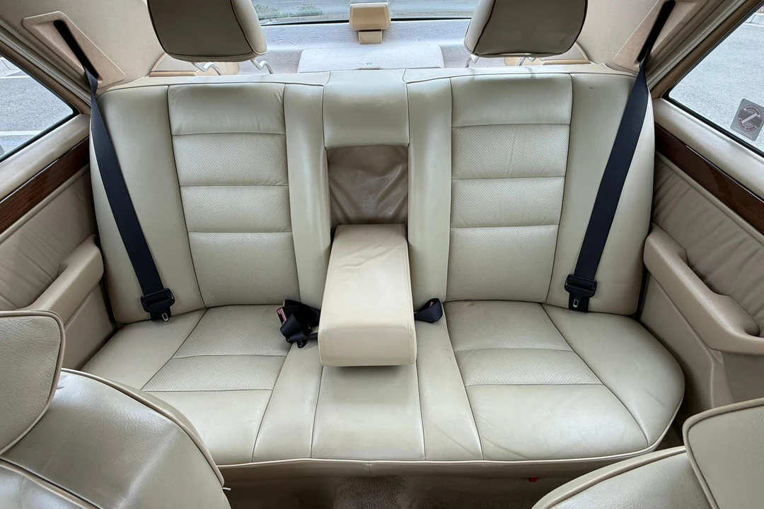 1991 Mercedes-Benz W124 E-Class - Image 26 of 31