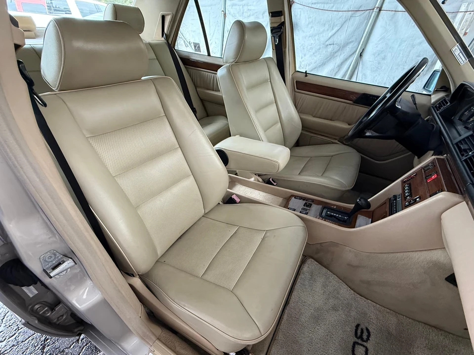 1991 Mercedes-Benz W124 E-Class - Image 30 of 31