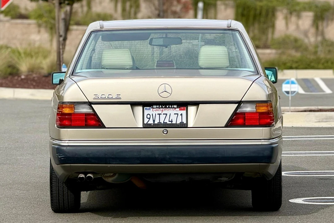 1991 Mercedes-Benz W124 E-Class - Image 5 of 31