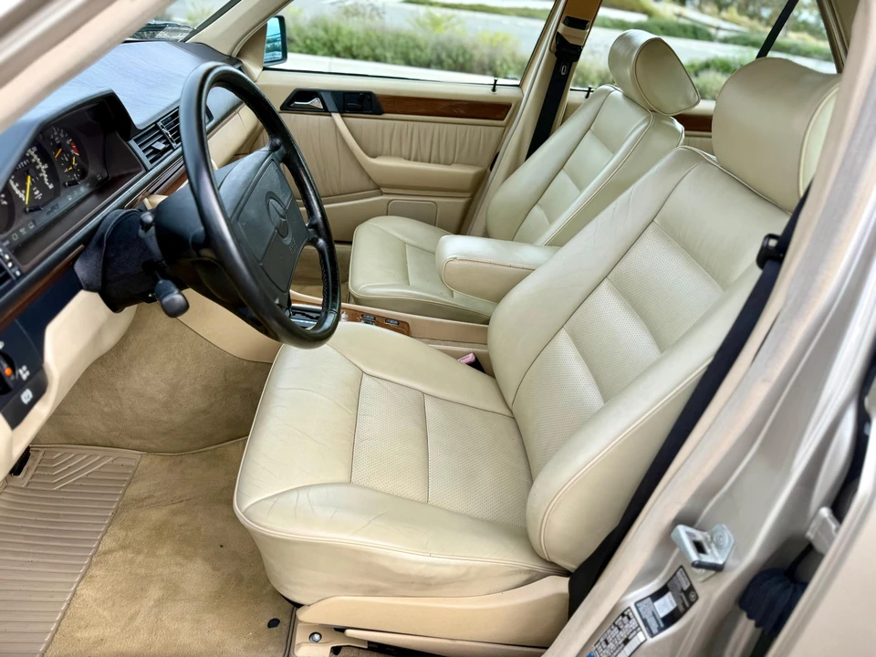 1991 Mercedes-Benz W124 E-Class - Image 28 of 31