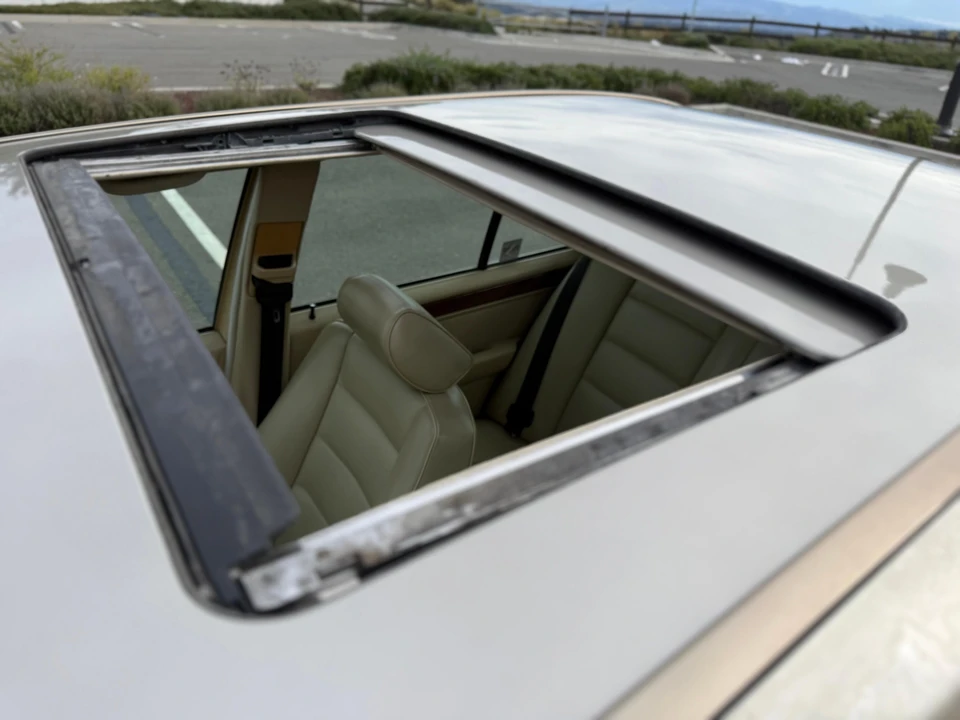 1991 Mercedes-Benz W124 E-Class - Image 15 of 31