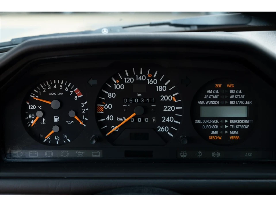 1991 Mercedes-Benz W124 E-Class - Image 8 of 11