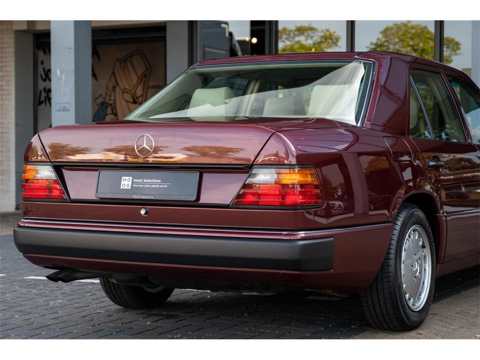 1991 Mercedes-Benz W124 E-Class - Image 4 of 11