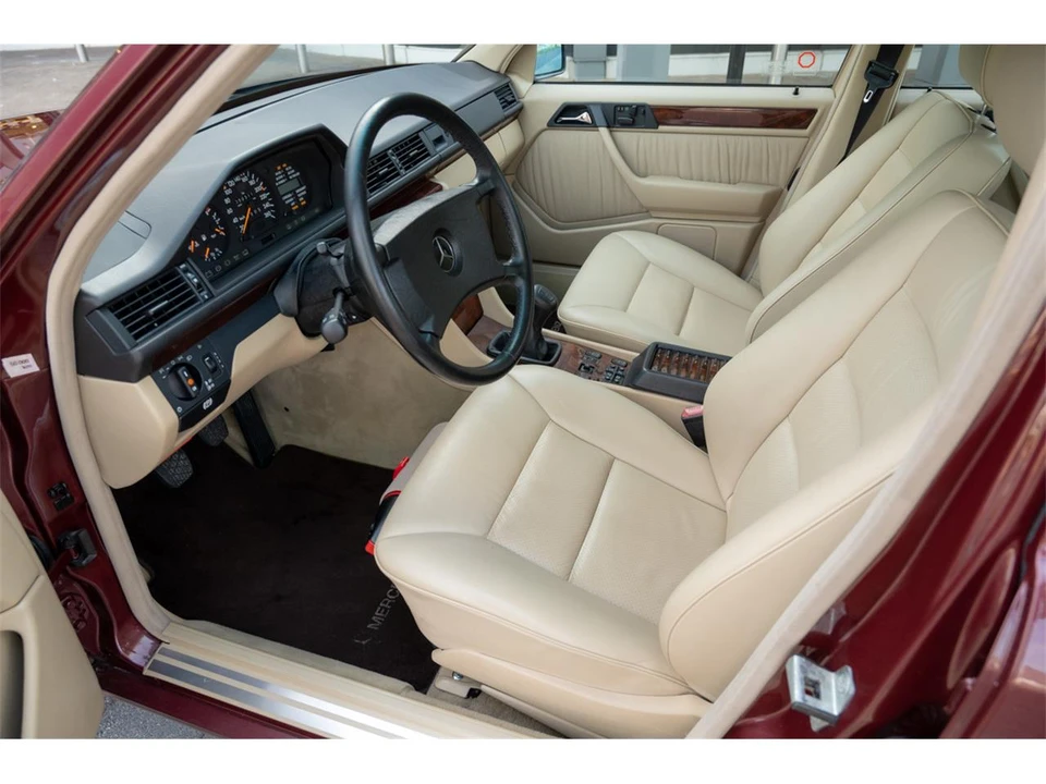 1991 Mercedes-Benz W124 E-Class - Image 7 of 11