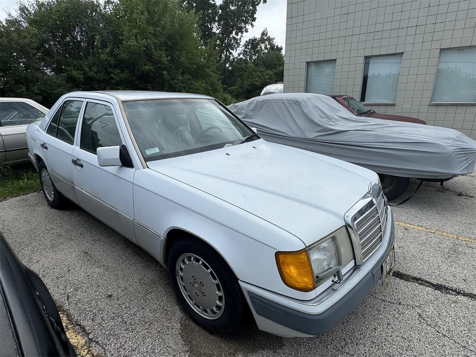 1991 Mercedes-Benz W124 E-Class - Image 5 of 23