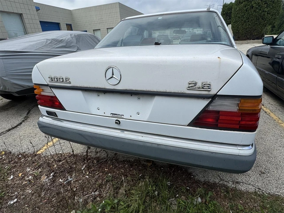 1991 Mercedes-Benz W124 E-Class - Image 6 of 23