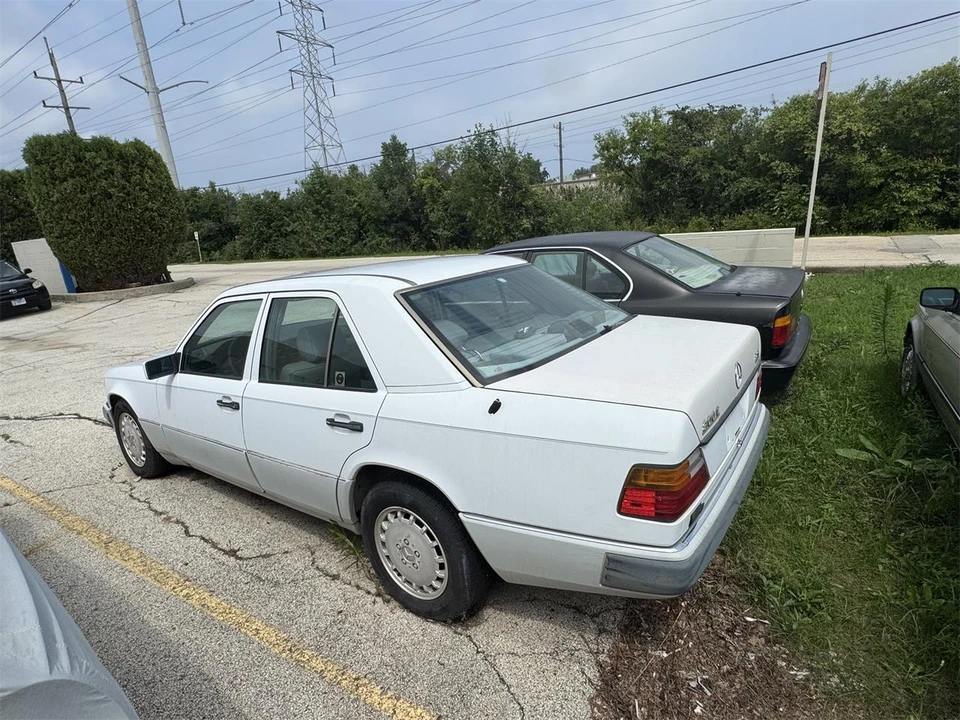 1991 Mercedes-Benz W124 E-Class - Image 7 of 23