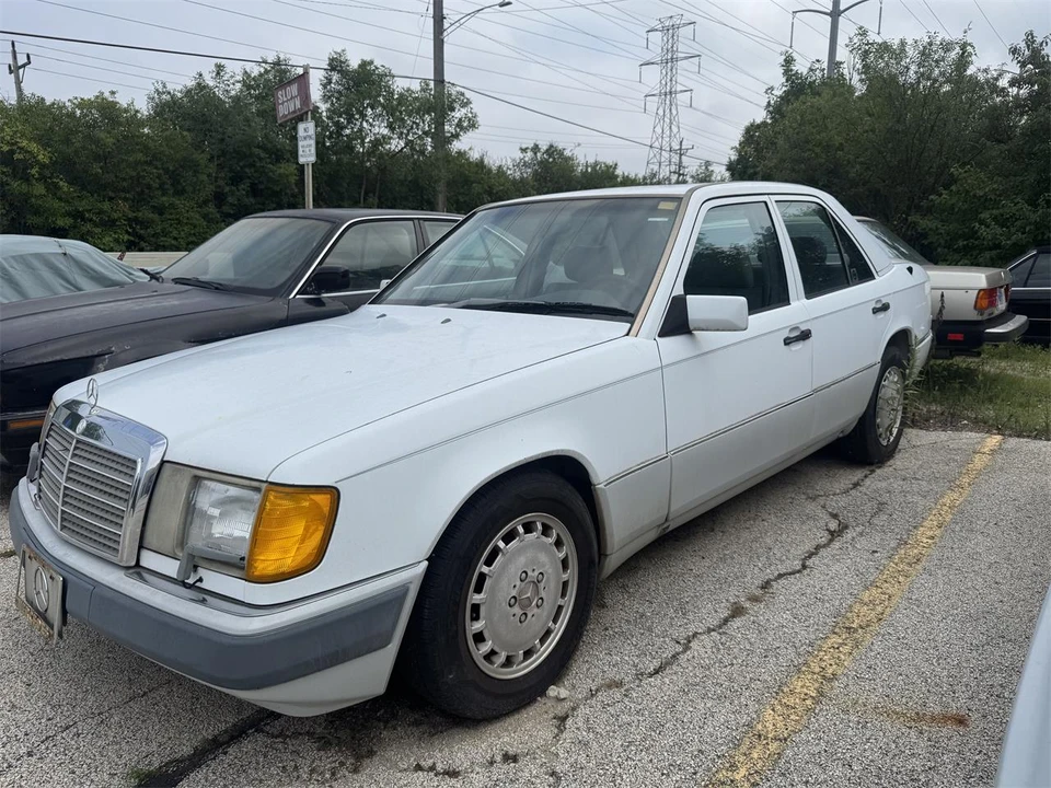 1991 Mercedes-Benz W124 E-Class - Image 23 of 23