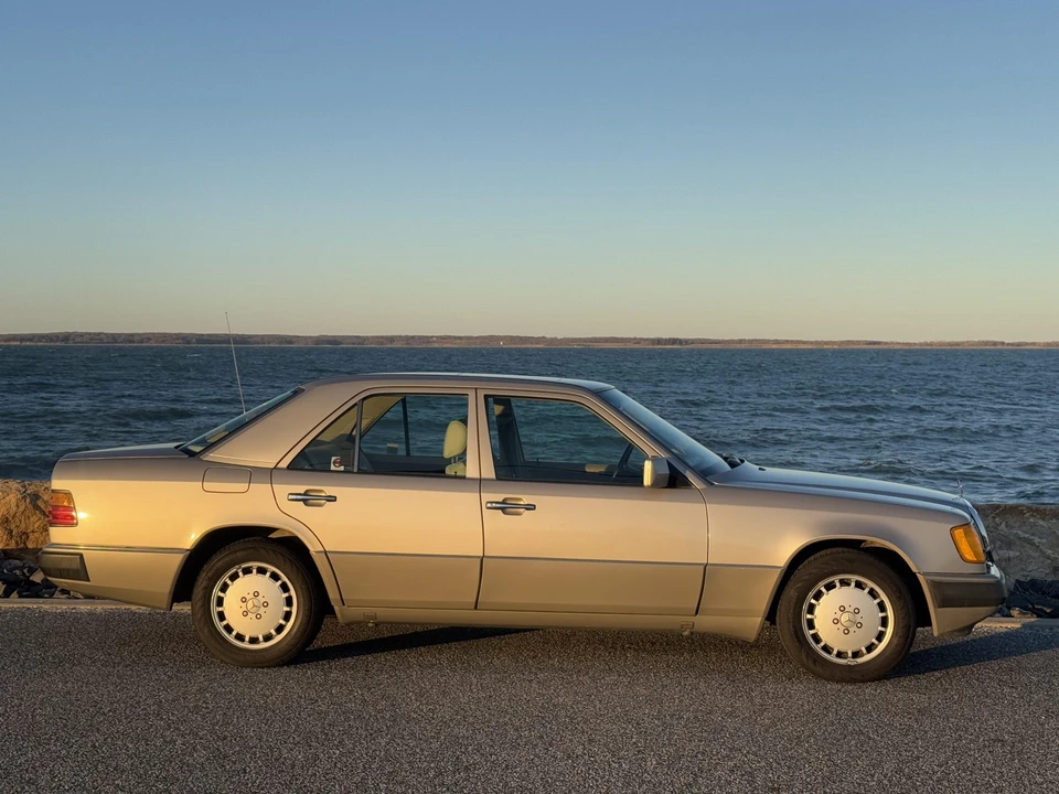 1991 Mercedes-Benz W124 E-Class - Image 18 of 31