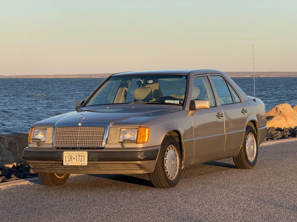 1991 Mercedes-Benz W124 E-Class - Image 4 of 31