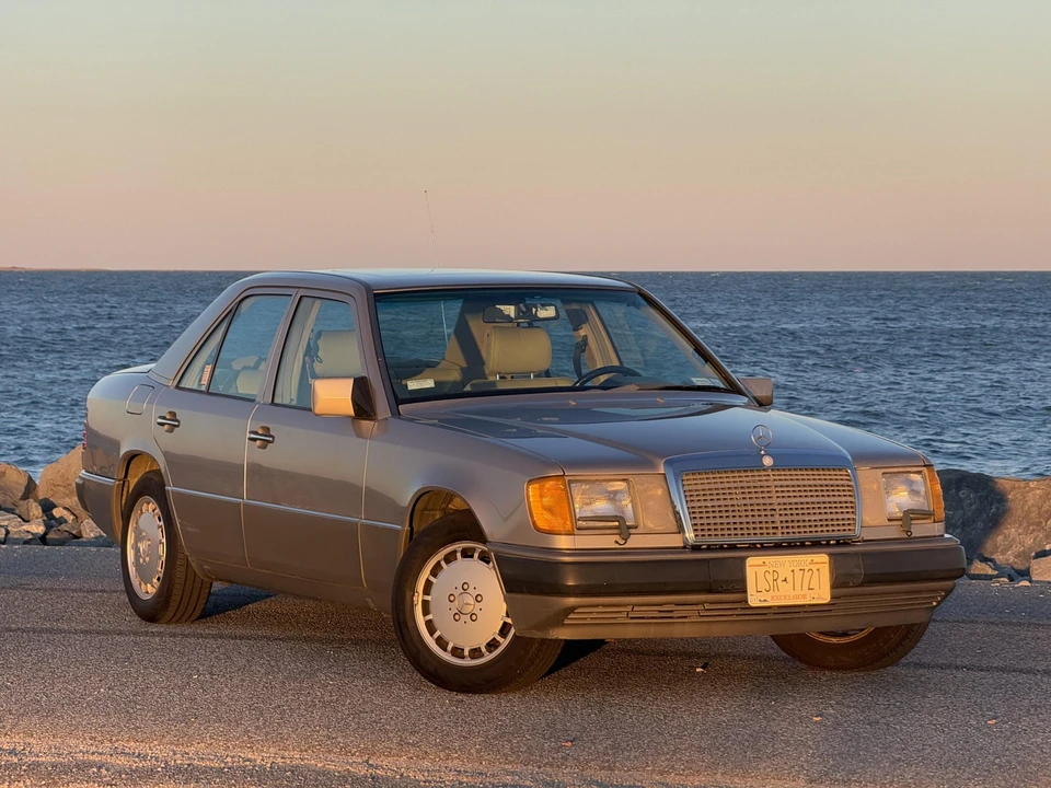 1991 Mercedes-Benz W124 E-Class - Image 22 of 31