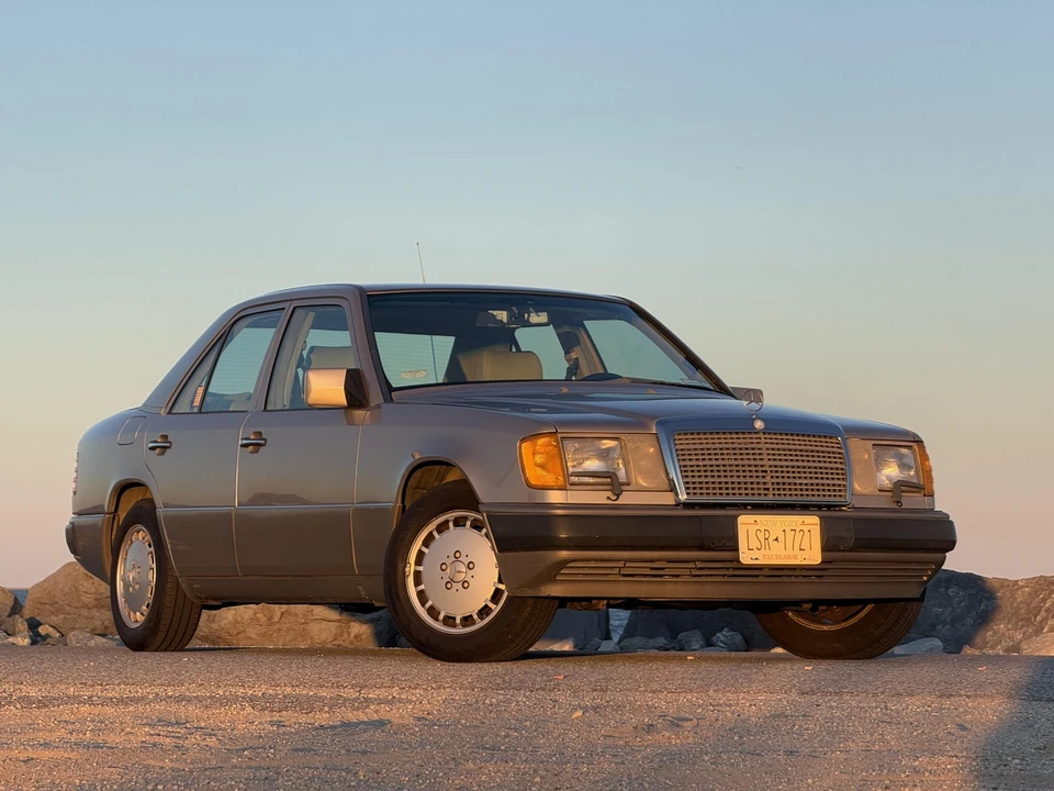 1991 Mercedes-Benz W124 E-Class - Image 23 of 31
