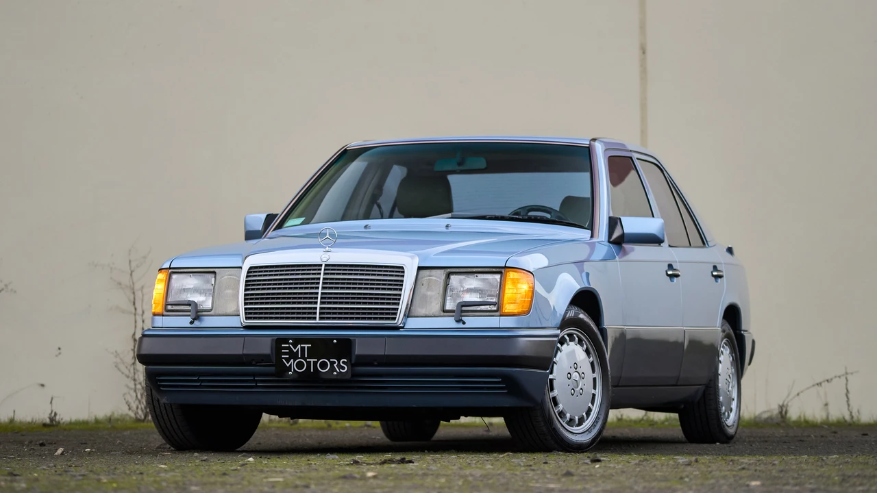 1991 Mercedes-Benz W124 E-Class - Image 2 of 31