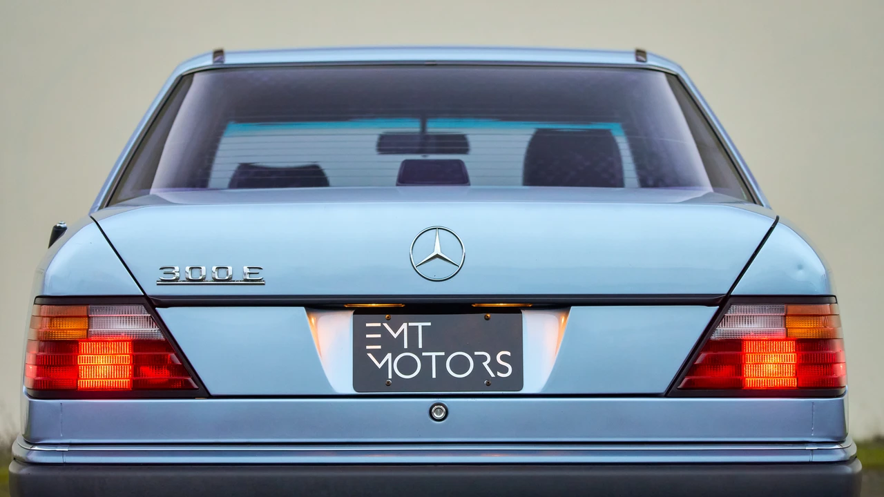 1991 Mercedes-Benz W124 E-Class - Image 30 of 31