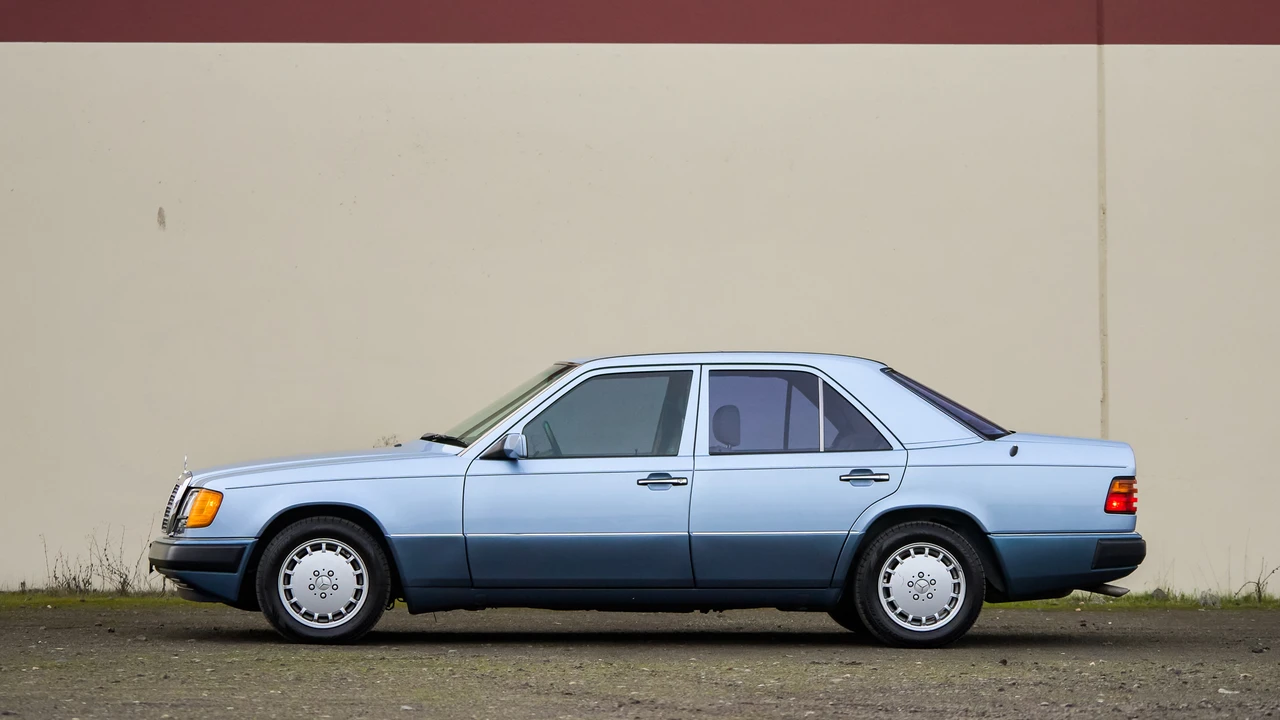 1991 Mercedes-Benz W124 E-Class - Image 4 of 31