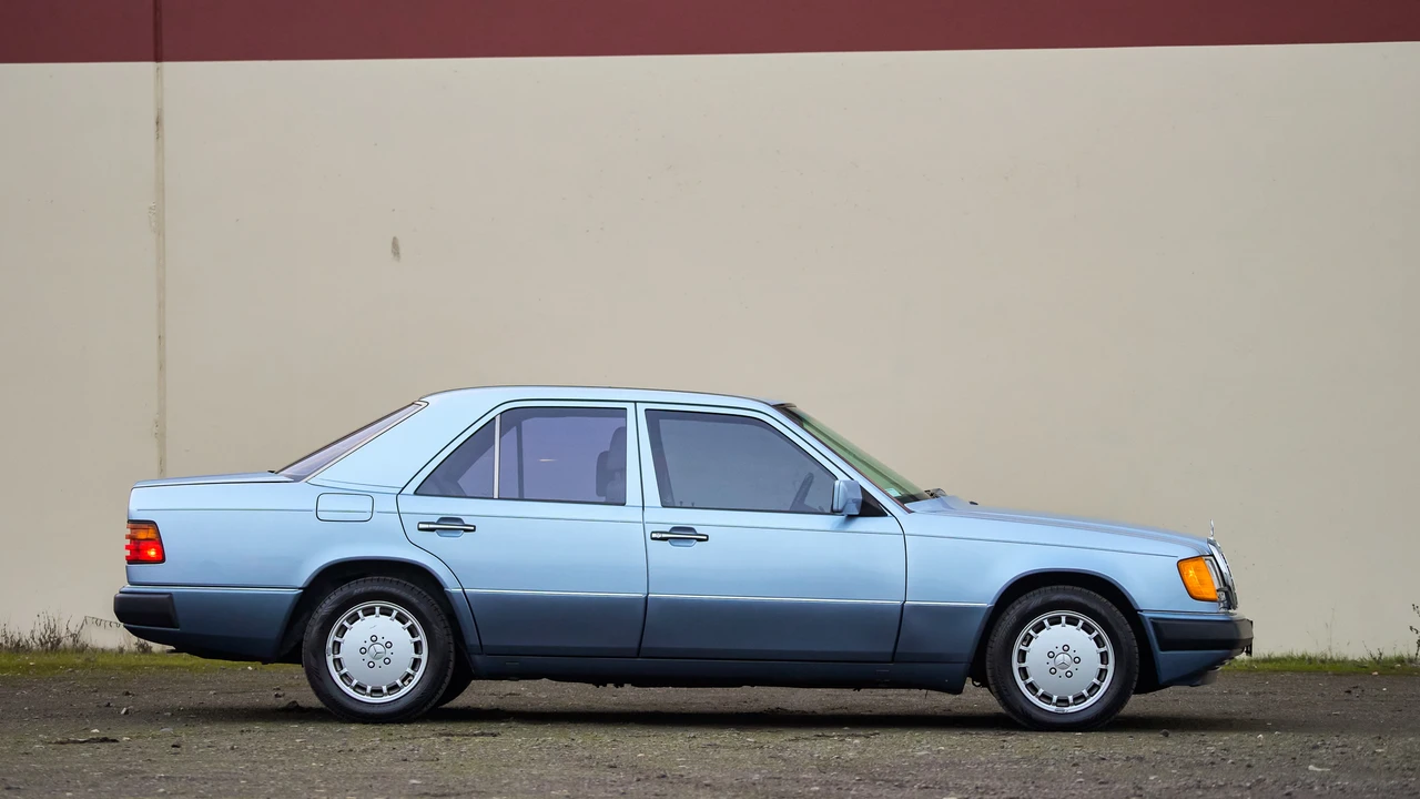 1991 Mercedes-Benz W124 E-Class - Image 10 of 31