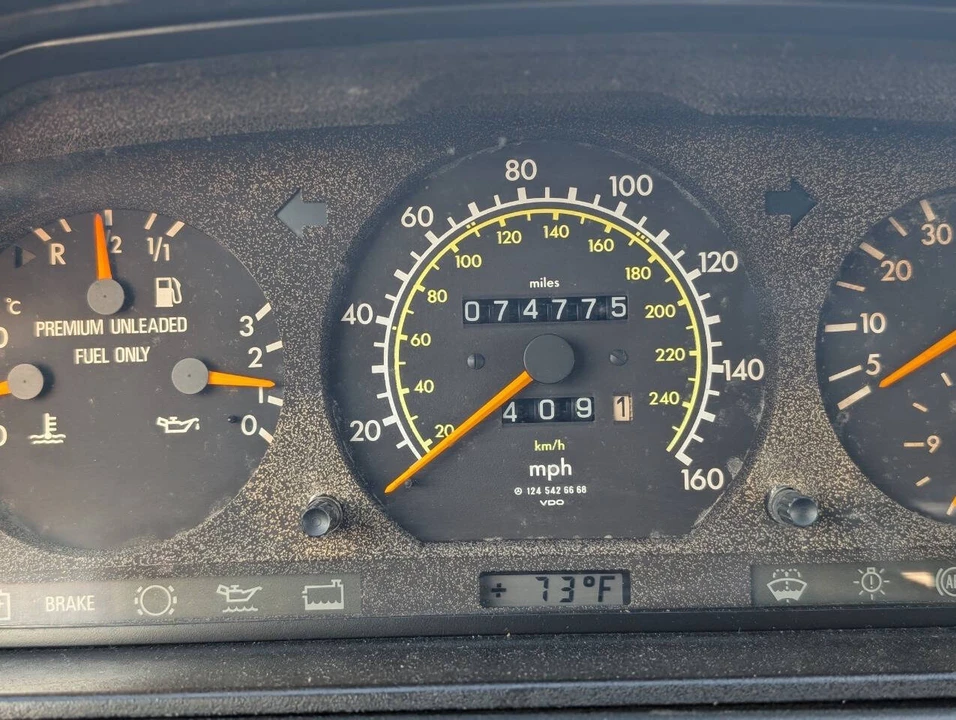 1991 Mercedes-Benz W124 E-Class - Image 11 of 16