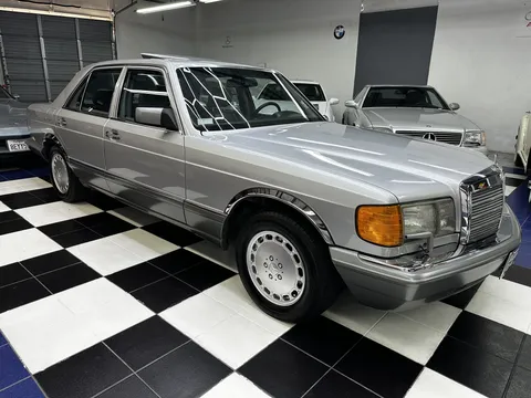 1991 Mercedes-Benz 300SE Base