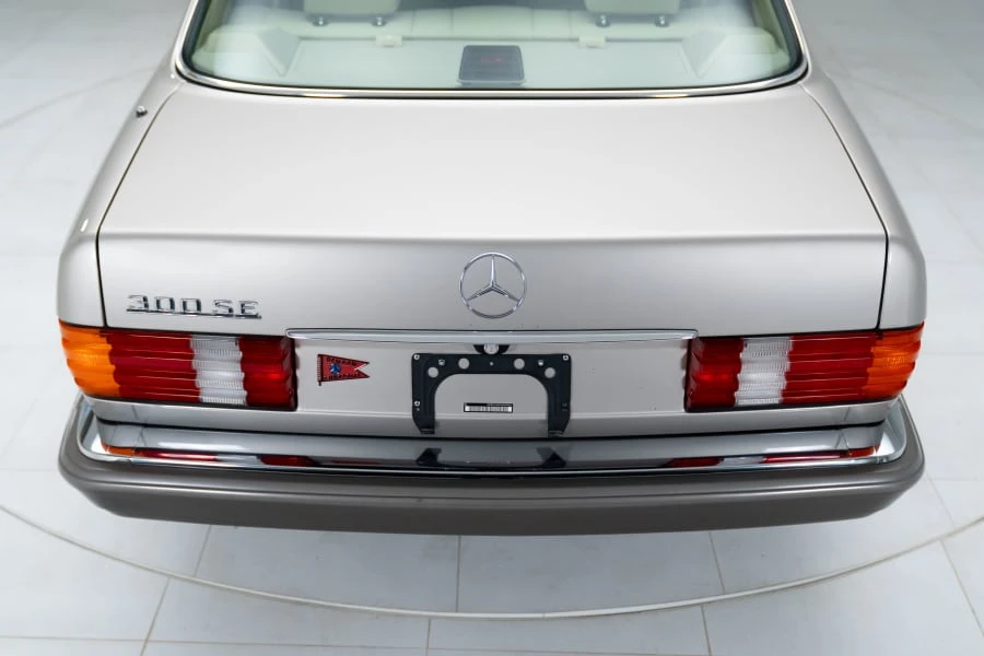 1991 Mercedes-Benz W112 - Image 14 of 31