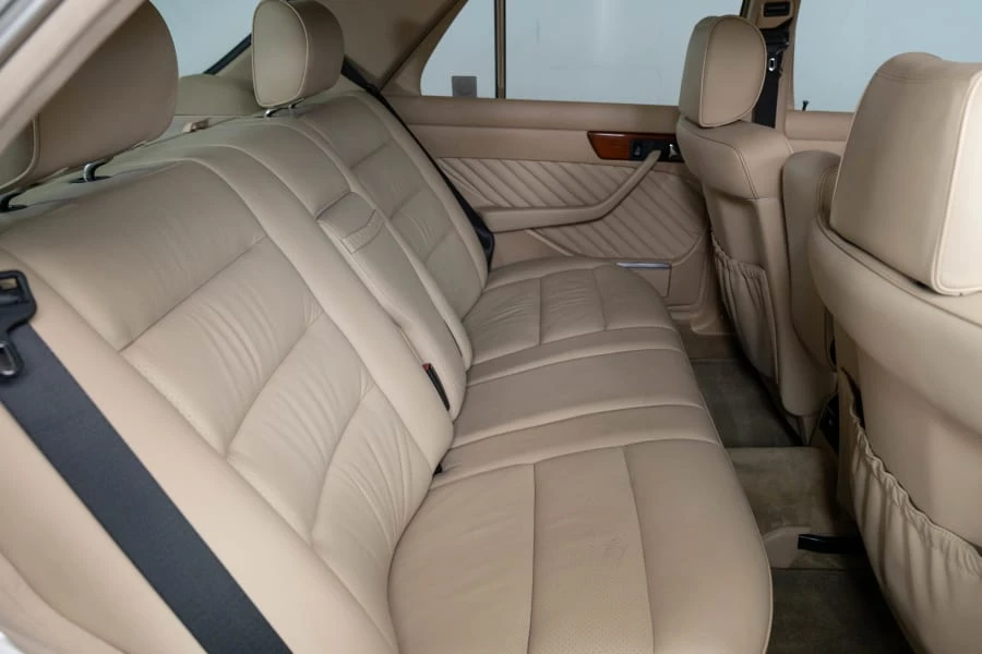 1991 Mercedes-Benz W112 - Image 22 of 31