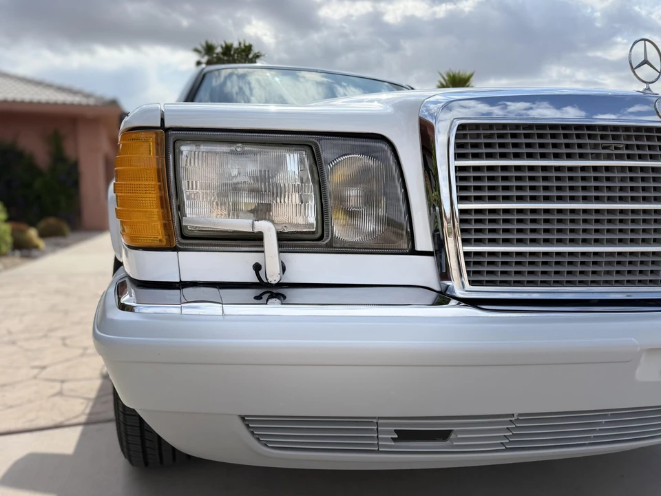 1991 Mercedes-Benz W126 S-Class Sedan - Image 25 of 31