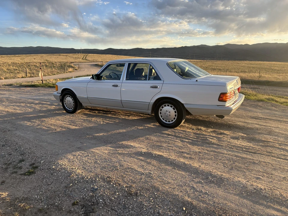 1991 Mercedes-Benz W126 S-Class Sedan - Image 5 of 31