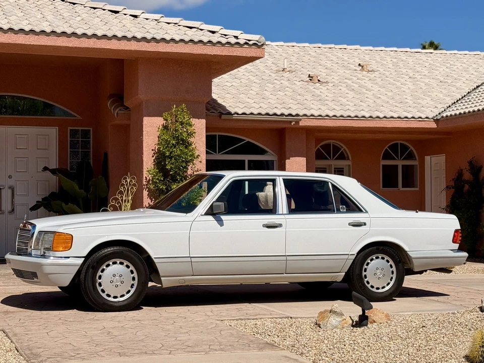 1991 Mercedes-Benz W126 S-Class Sedan - Image 5 of 31