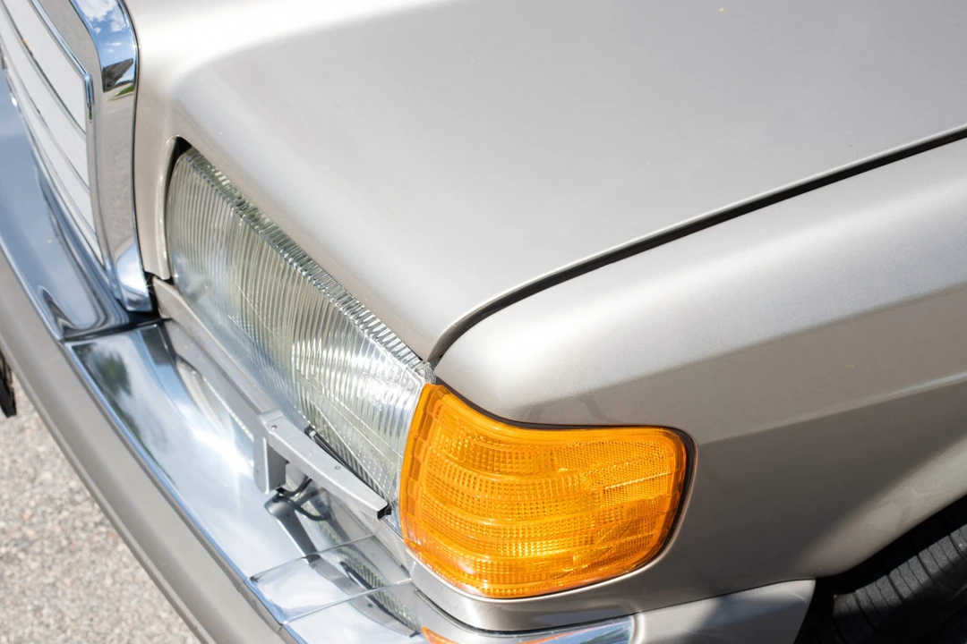 1991 Mercedes-Benz W126 S-Class Sedan - Image 12 of 31