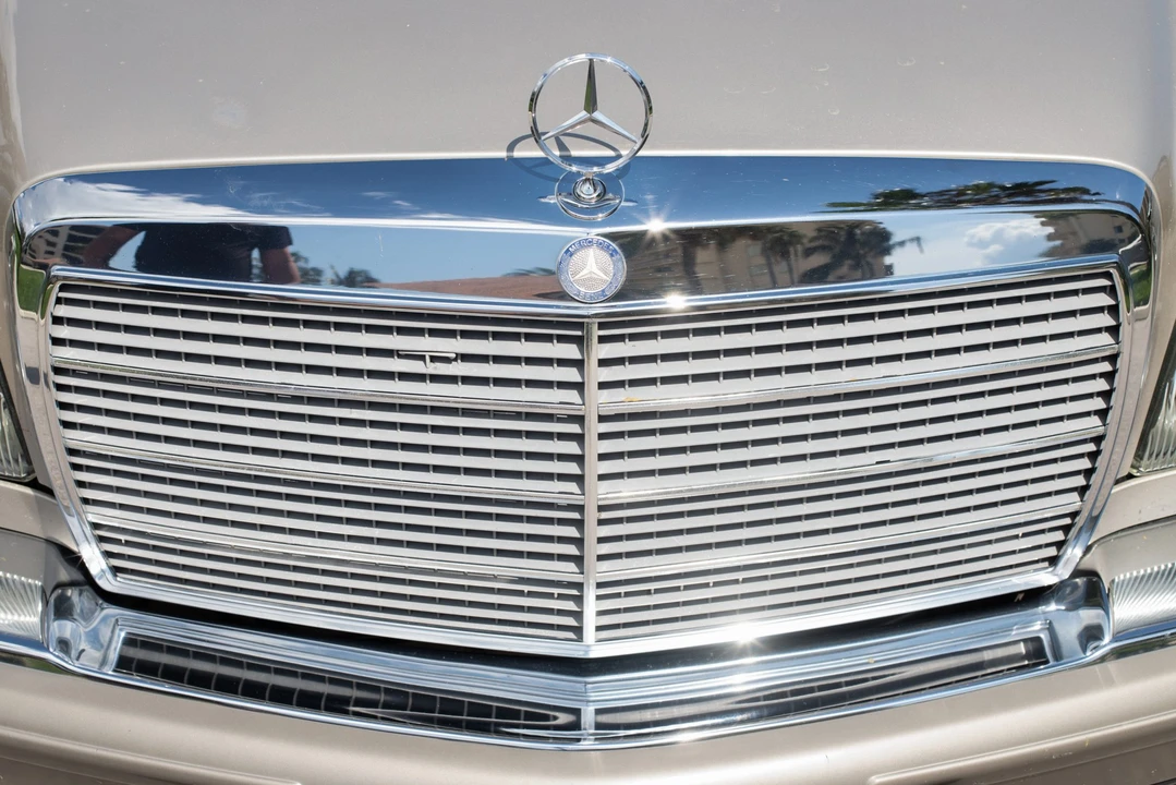1991 Mercedes-Benz W126 S-Class Sedan - Image 11 of 31