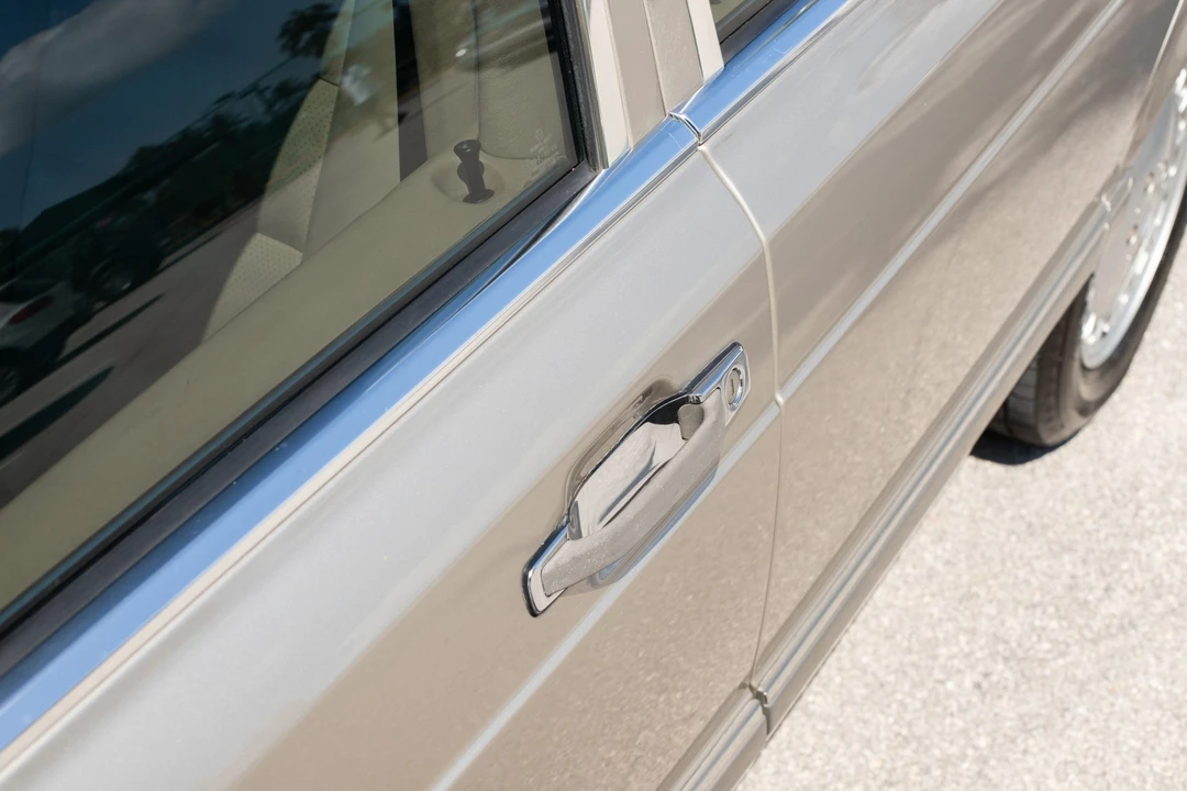 1991 Mercedes-Benz W126 S-Class Sedan - Image 18 of 31