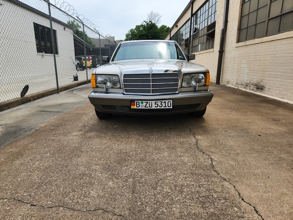 1991 Mercedes-Benz W126 S-Class Sedan - Image 19 of 31