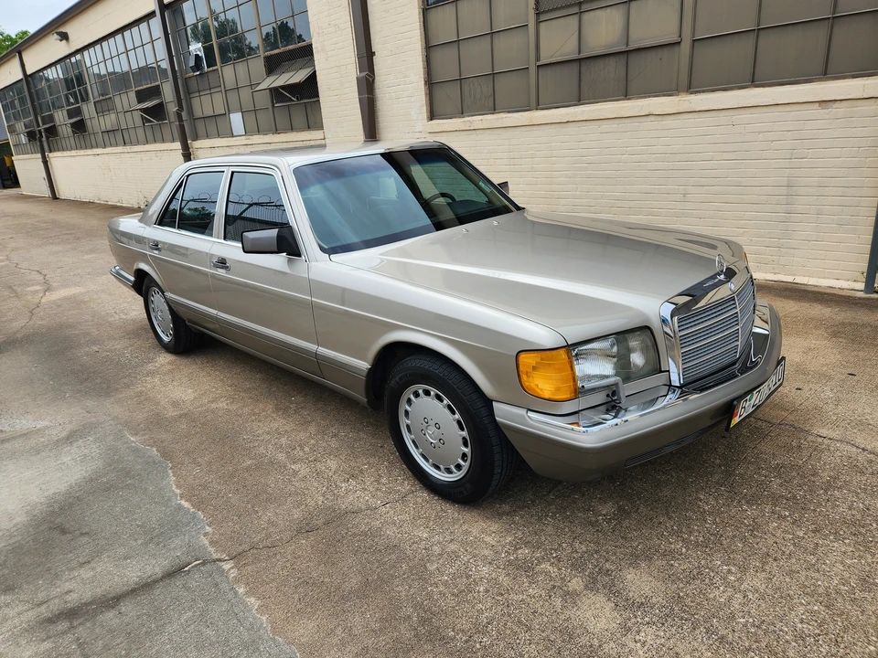 1991 Mercedes-Benz W126 S-Class Sedan - Image 23 of 31