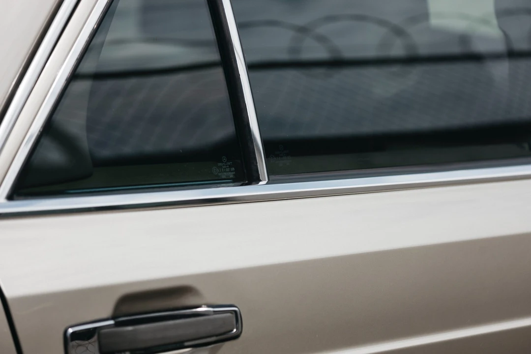 1991 Mercedes-Benz W126 S-Class Sedan - Image 31 of 31