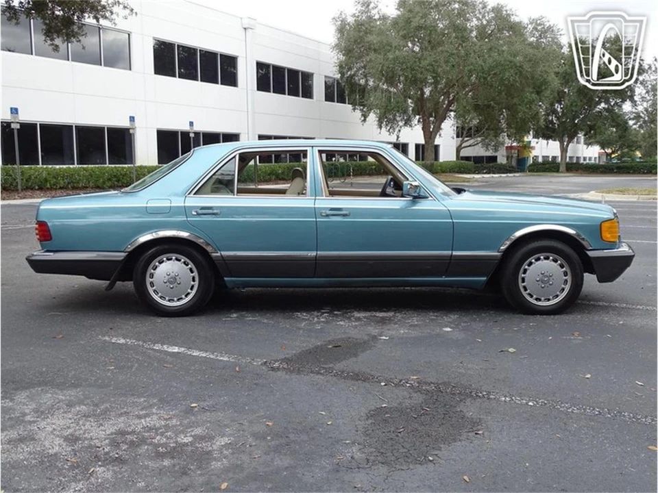 1991 Mercedes-Benz W126 S-Class Sedan - Image 24 of 31