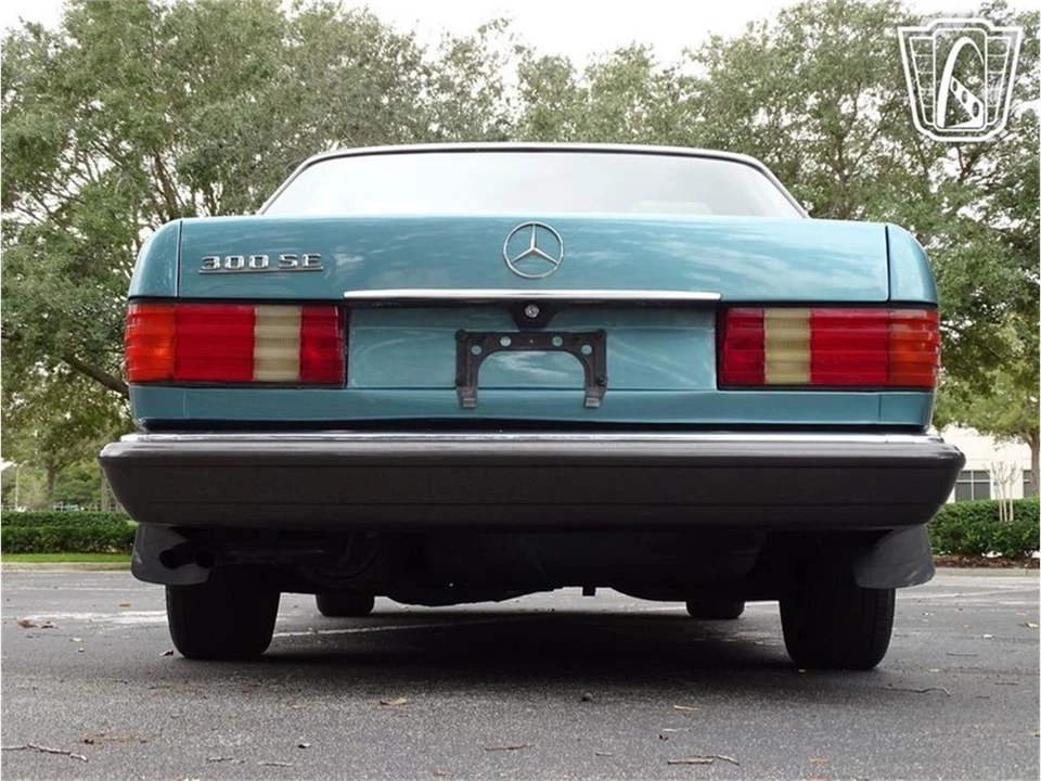 1991 Mercedes-Benz W126 S-Class Sedan - Image 19 of 31