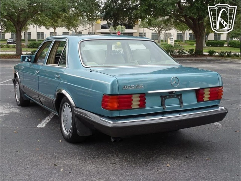 1991 Mercedes-Benz W126 S-Class Sedan - Image 15 of 31