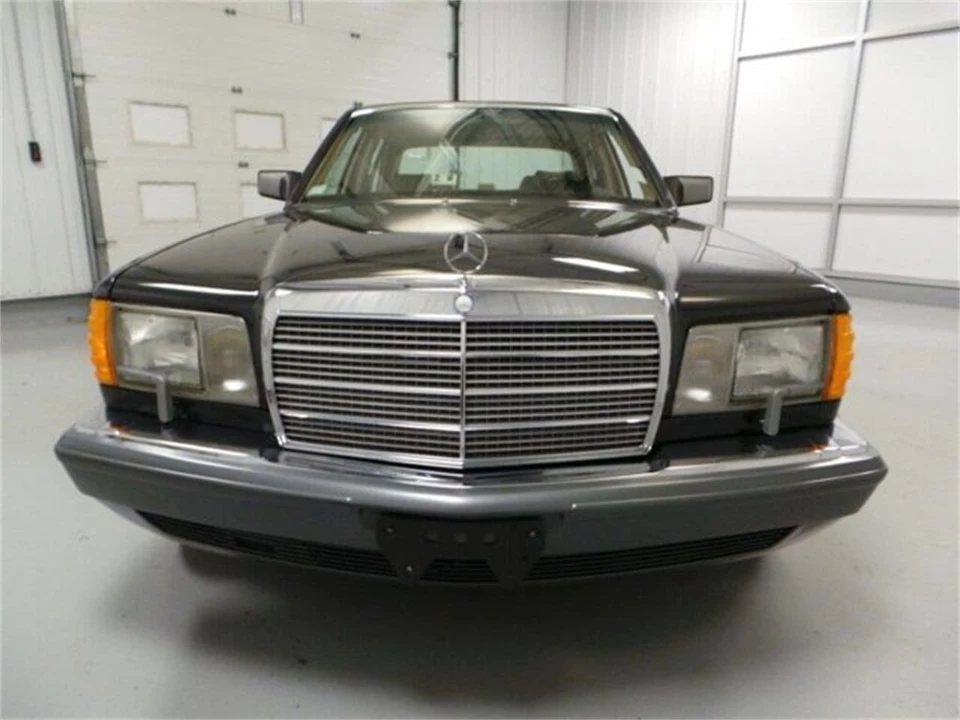 1991 Mercedes-Benz W126 S-Class Sedan - Image 3 of 31
