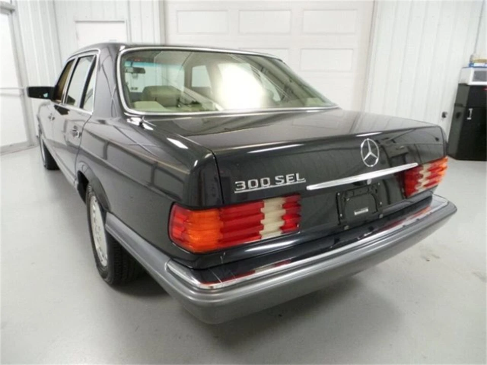 1991 Mercedes-Benz W126 S-Class Sedan - Image 5 of 31