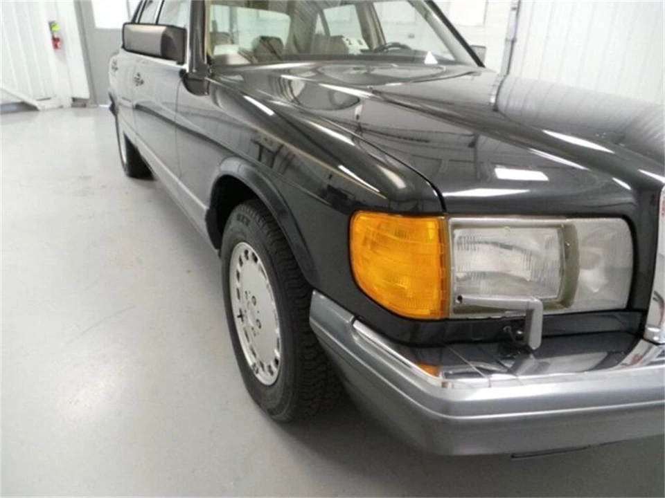 1991 Mercedes-Benz W126 S-Class Sedan - Image 31 of 31