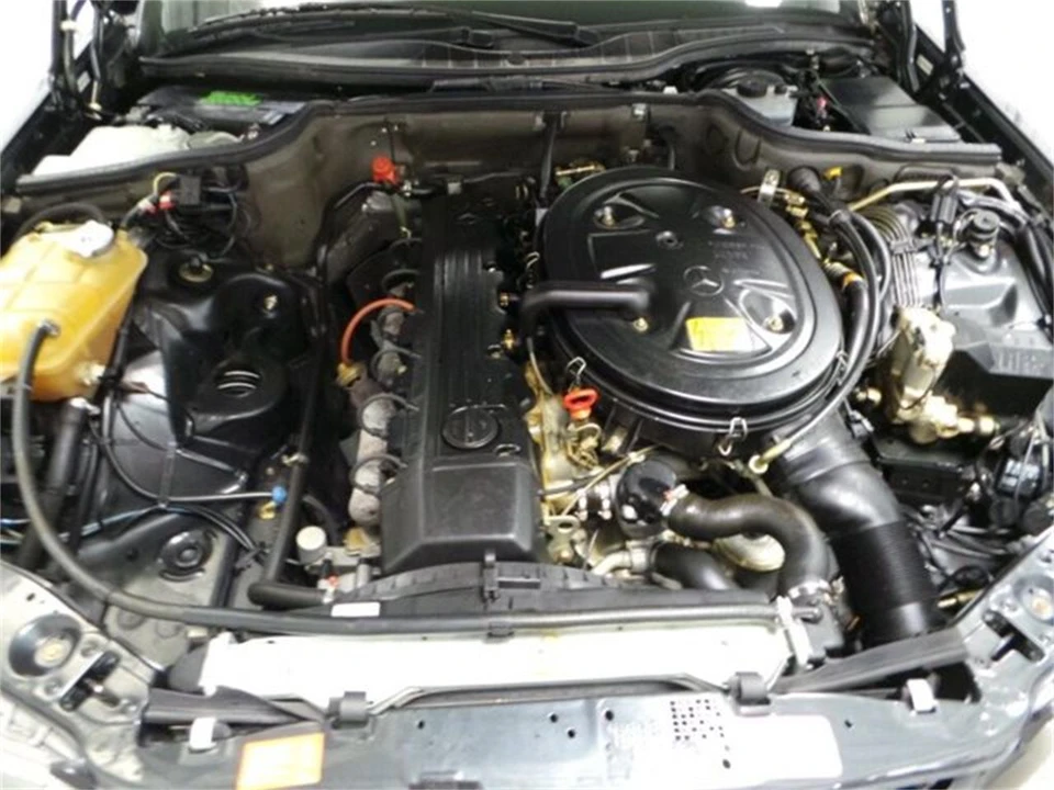 1991 Mercedes-Benz W126 S-Class Sedan - Image 24 of 31