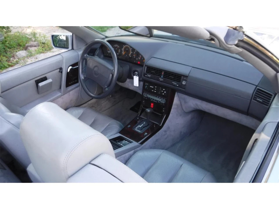 1991 Mercedes-Benz R129 SL-Class - Image 12 of 31
