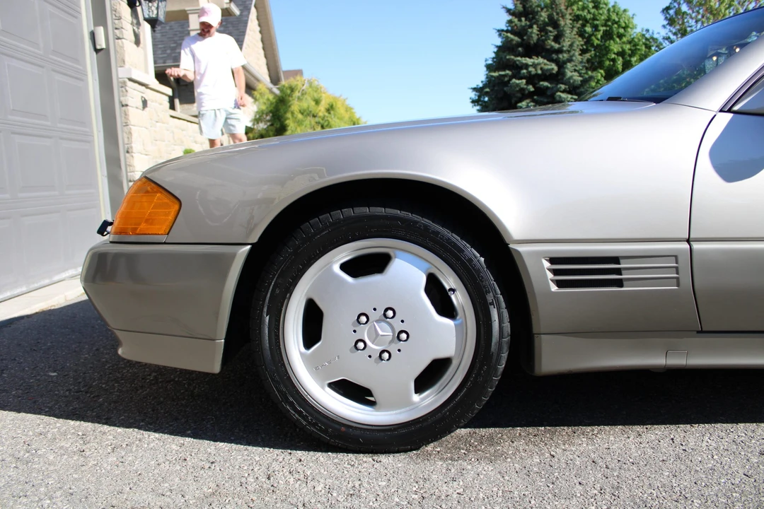 1991 Mercedes-Benz R129 SL-Class - Image 9 of 31